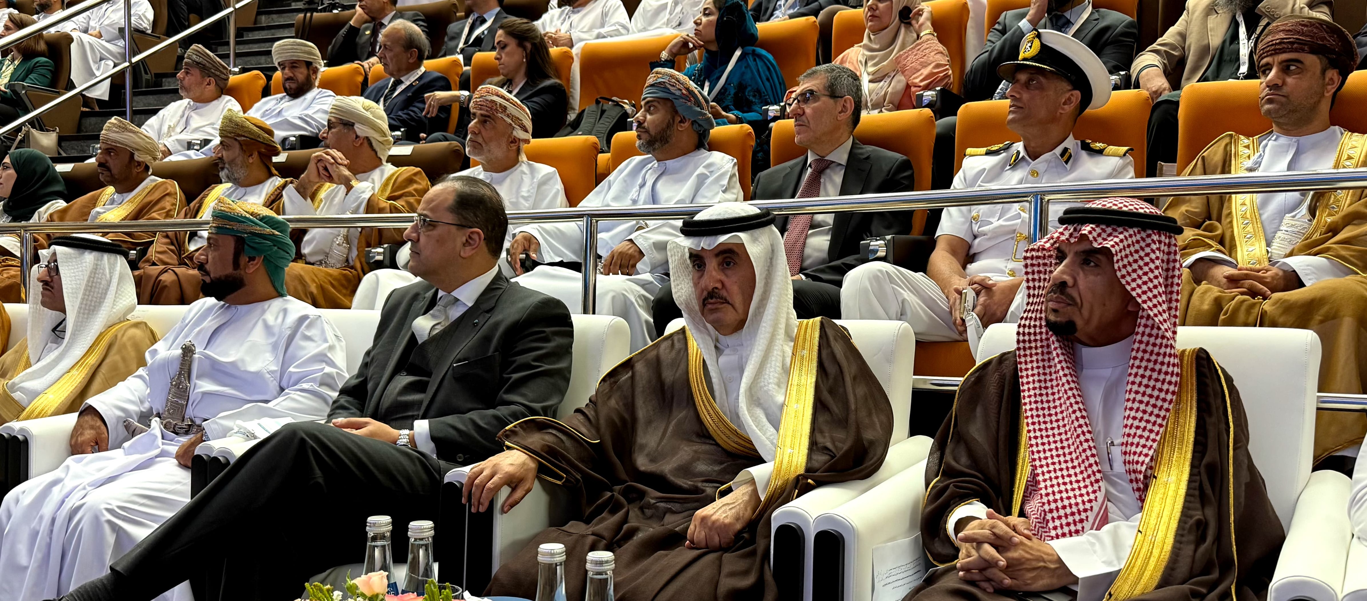 AGU President Participates in International Symposium on Arab and International Scientific Cooperation in Research and Innovation in Oman
