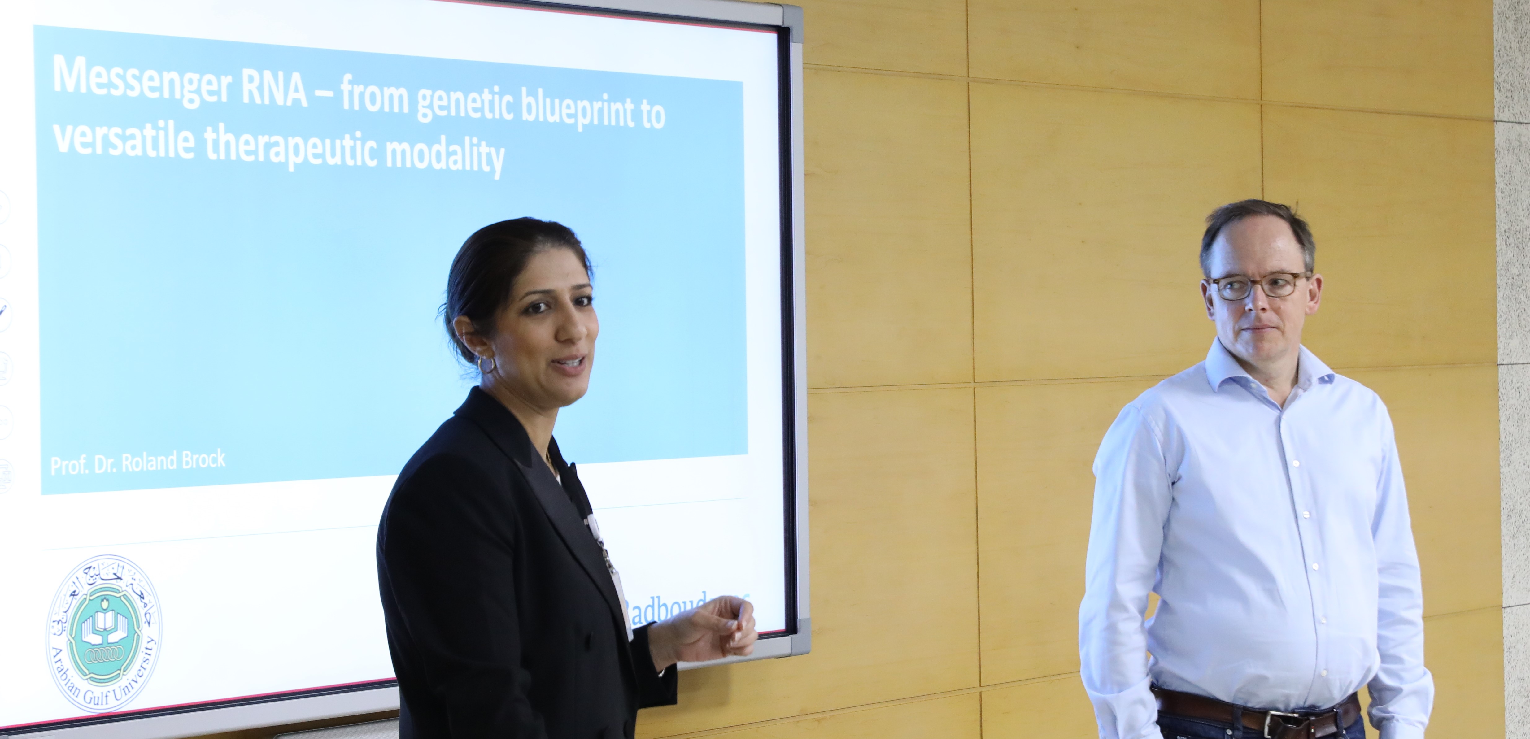 King Fahd bin Abdulaziz Al Saud Chair for Medical Biotechnology Reviews an RNA-Based Therapy