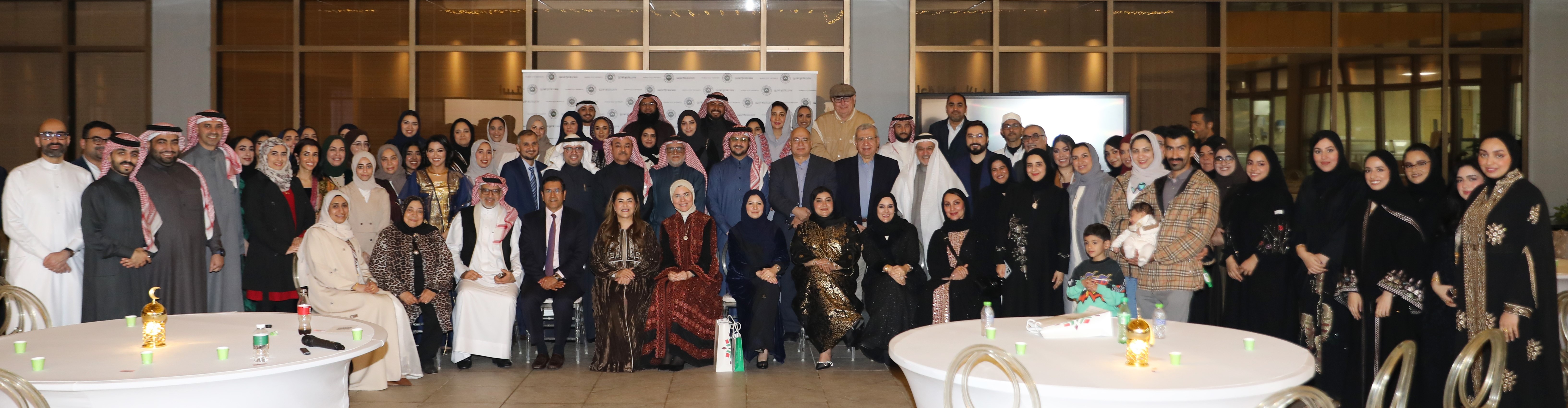 The Alumni Unit at AGU Hosts Ramadan Ghabga for Graduates