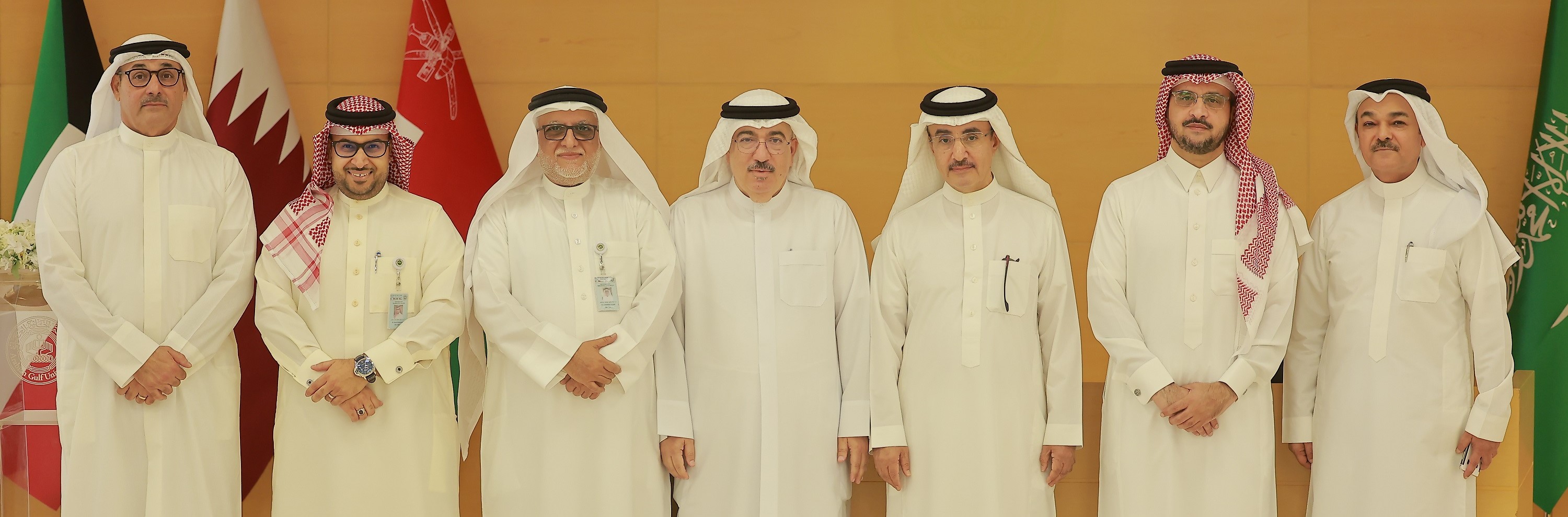 President of the Arabian Gulf University Extends Eid Al Fitr Greetings to Staff 