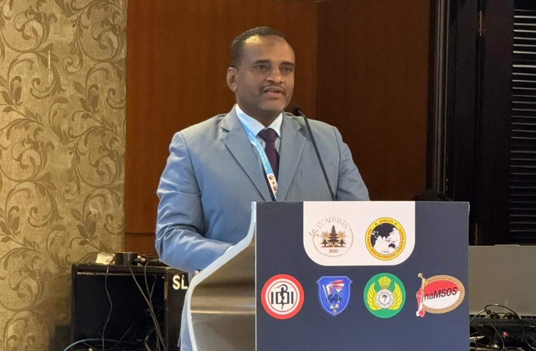 AGU Orthopedic Oncology Consultant Participates in Musculoskeletal Tumor Meeting in Indonesia